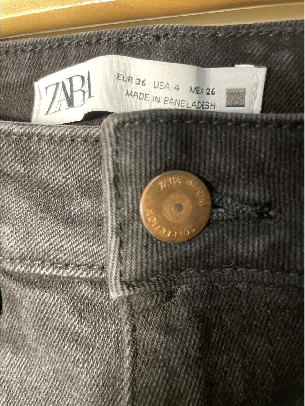 Zara Flared Denim Jeans Women's Size 4 Black Grunge Boho - Picture 2 of 7